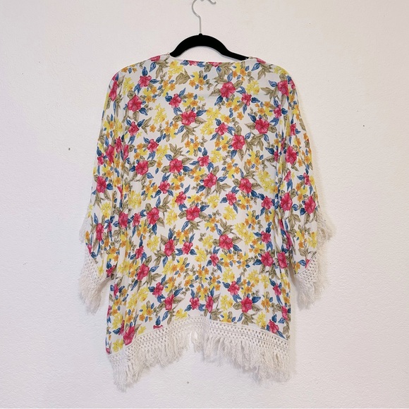 5 for $25 ⭐️Zara Floral Boho Fringe Kimono - Picture 5 of 7